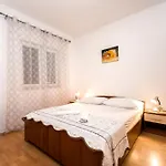 Ervin Apartment Vodice