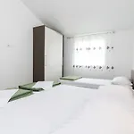 Ervin Apartment Vodice