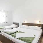 Apartment Ervin Vodice