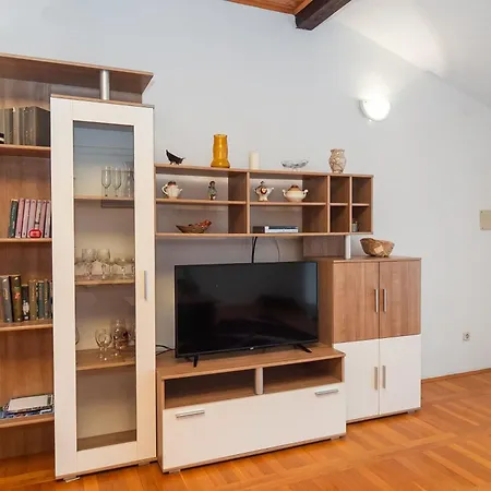 Ervin Apartment *