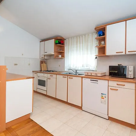 Ervin Apartment