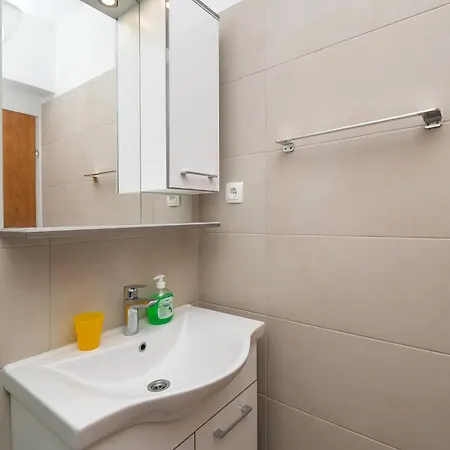 Appartement Ervin Vodice