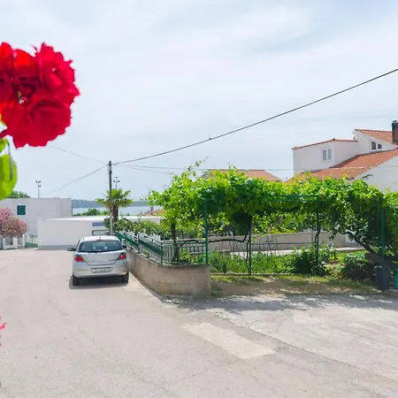 Ervin Apartman