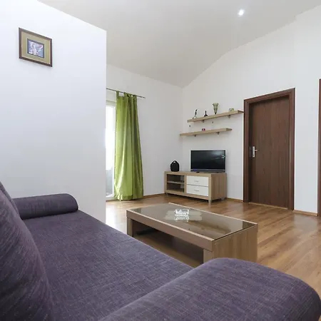 Ervin Apartment *