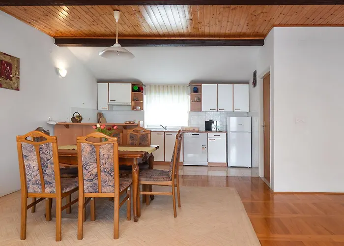 아파트 Ervin 보디체